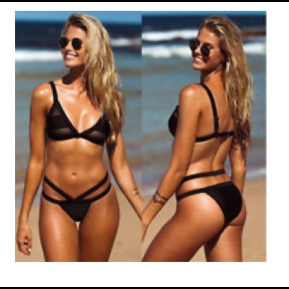 Bikini - Picture 1 of 2